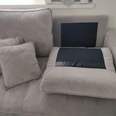 【美品】LOWYAの二人掛けソファの画像