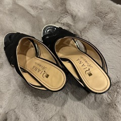 ダイアナ　サンダル　の画像