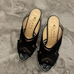 ダイアナ　サンダル　