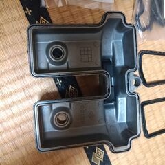 TT250R エンジンヘッドカバー &　ガスケットなどの画像