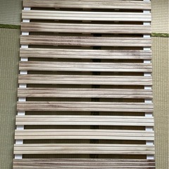 ロール式すのこ