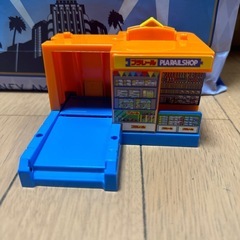 【交渉中】タカラトミー トミカワールド トミカと走ろう! ぐるぐるバスタウン&プラレールショップの画像