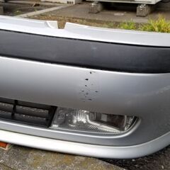 サーブ9-3/エアロ/フロントバンパー/2000年/DB-205/SAAB/93/輸入車/外車/欧州/スウェーデン/シルバーの画像