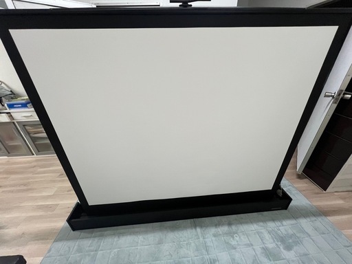 プロジェクター　スクリーン