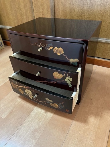 漆器 重箱 ぶどう装飾 3段