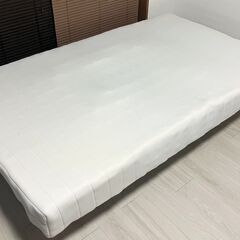 【値下げ】セミダブル 脚付きボンネルコイルマットレスの画像