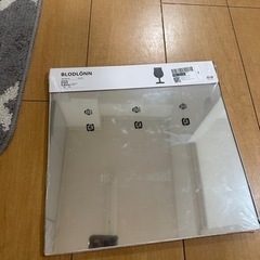 IKEAミラー
　新品の画像