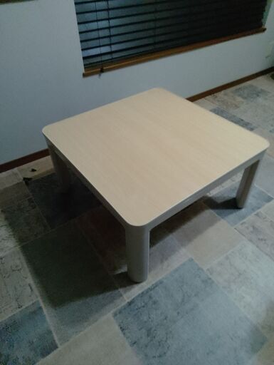 【美品】こたつ テーブル 75cm 正方形 一人暮らし 天面リバーシブル