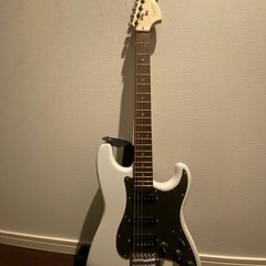 エレキギター Squier by Fender ストラトキャスタ...
