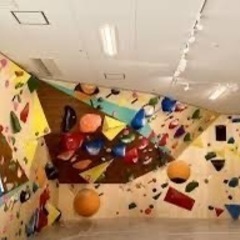 ボルダリング一緒に始めませんか？？