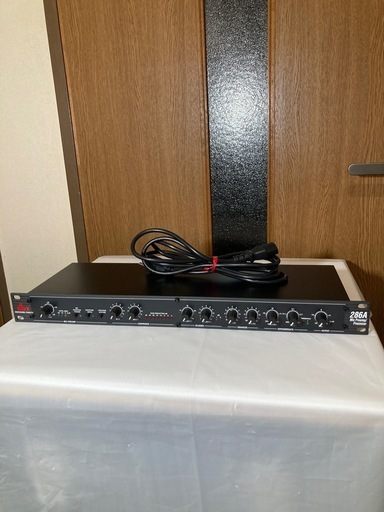 美品　DBX 286A