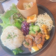 一緒にカフェでお茶しませんか❓
