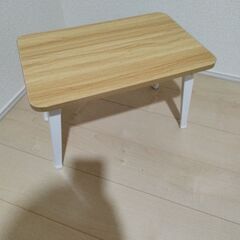 ローテーブル　美品　ベージュの画像