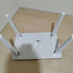 ローテーブル　美品　ベージュの画像