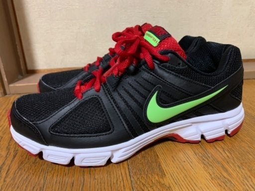 【お取引決定】美品　NIKE スニーカー　ダウンシフター5  26cm
