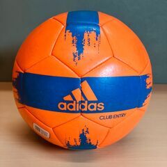  adidas（アディダス）練習用サッカーボール クラブエントリー 5号球（中高生～大人向け）の画像