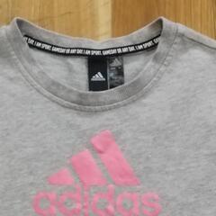 adidas 140cm ロングＴシャツ　美品の画像