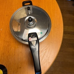 パール金属圧力鍋3リットルの画像