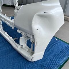 ダイハツ　タントカスタム/トップエディション　LA600S　後期　フロントバンパー　W24パールの画像