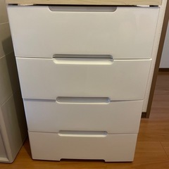 チェスト　差し上げます