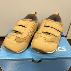asics 子供靴　13