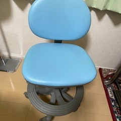 学習椅子　青　キャスター付き　イス
