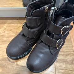 nuovo ブーツ　20センチ　女の子