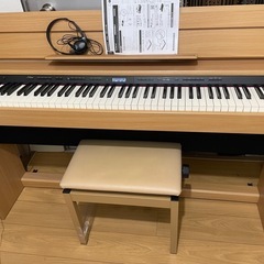 Roland DP603電子ピアノ ナチュラルウッド　専用 椅子付きの画像