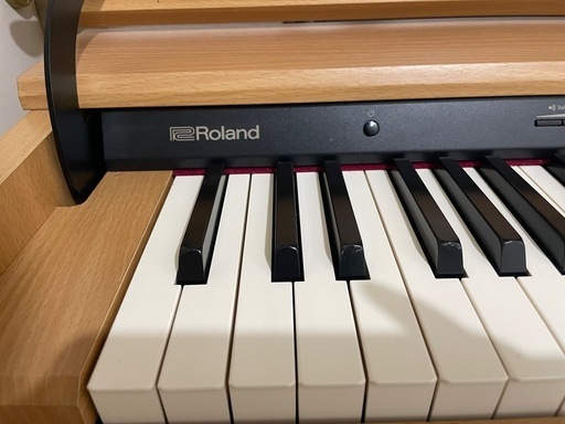 Roland DP603電子ピアノ ナチュラルウッド　専用 椅子付き