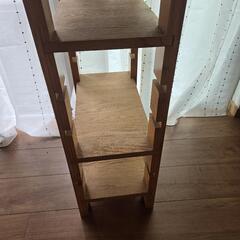 木製棚の画像