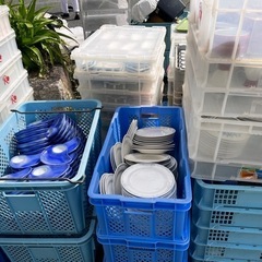 皿、コップ
