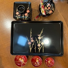 会津塗りの屠蘇器の画像
