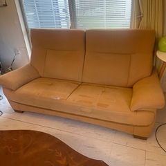 カリモク2人掛けソファー