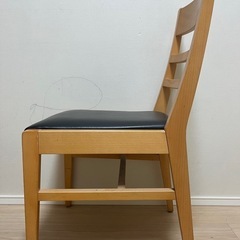 椅子4脚の画像