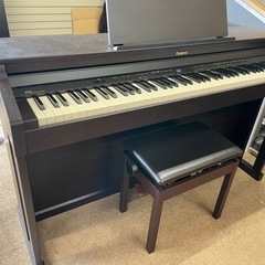 中古美品Roland HP503電子ピアノ88鍵盤、専用椅子付き