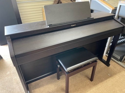 中古美品Roland HP503電子ピアノ88鍵盤、専用椅子付き