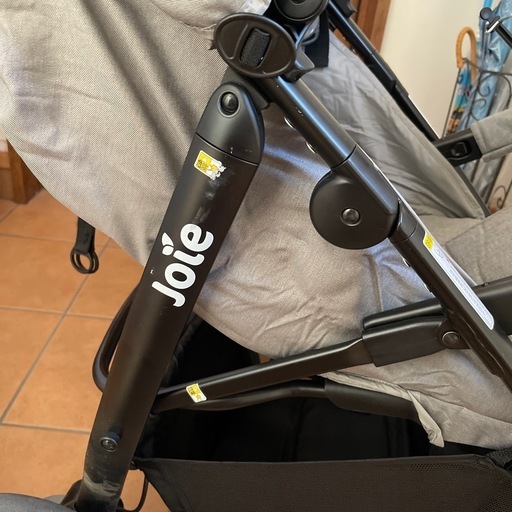 ジョイーベビーカーA型