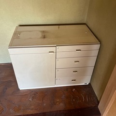 引き出し　収納