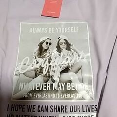 【新品♡美品】トレーナーＬサイズ（ラベンダー色）の画像