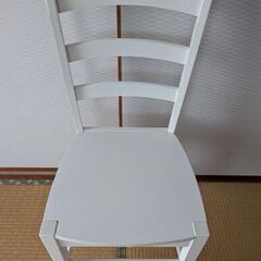 【受付停止中】IKEAホワイトウッドチェア