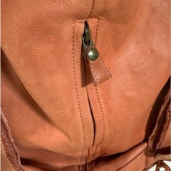 レザーリュックの画像