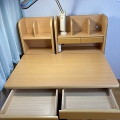 【受け渡し完了】
学習机をお譲り致します。の画像