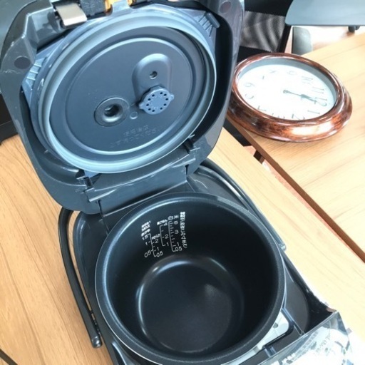 炊飯器　2021年製　5.5合炊き　ゾウジルシ