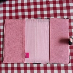 和柄キティ手帳ケース＆ペットボトル入れの画像