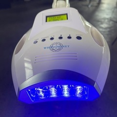 サロン用品一式をお譲りします！シャリオン製　LED セルフホワイトニング機器  の画像