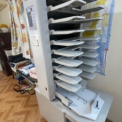 RISO(理想科学工業)コレーター(丁合機)TC7100の画像