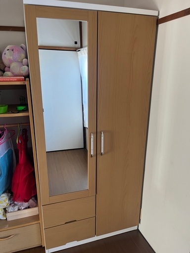 ワードローブ　クローゼット　衣類収納