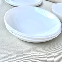 ヤマザキの白い皿７枚セットの画像