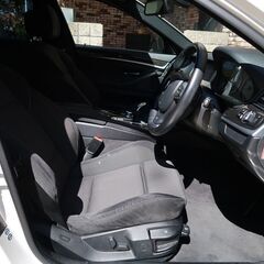 検査8年3月523i Mスポーツ 実走7万km/2000ccターボ/REMUSマフラー/社外19インチ/HDDナビ/地デジ/バックカメラ/Bluetoothオーディオ/ミラーETCの画像