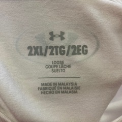 未使用　アンダーアーマー　2XL 白Tシャツの画像